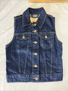 Levi’s Denim Jean Vest Size XS